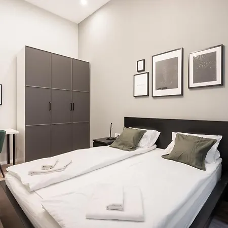 Akacfa 27 Two Bedroom Apartament
