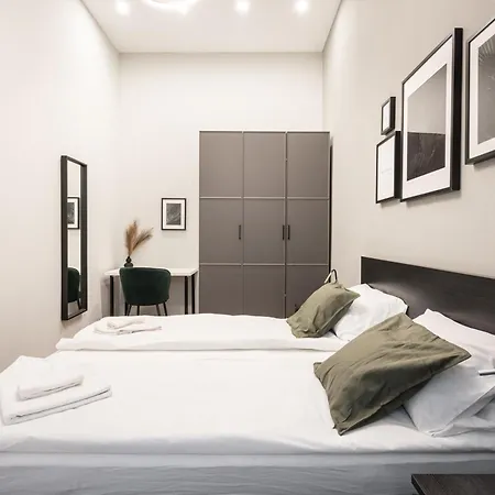 Akacfa 27 Two Bedroom Apartment Budapest